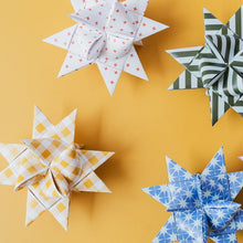 Load image into Gallery viewer, German Froebel Paper Stars Kit