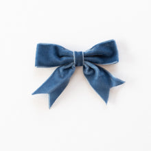 Load image into Gallery viewer, Velvet Bows (Pack of 6)