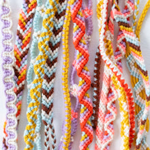 Load image into Gallery viewer, Friendship Bracelet Patterns – Instant PDF Download