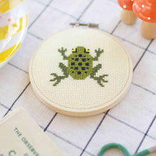 Load image into Gallery viewer, Frog Cross Stitch Kit