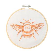 Load image into Gallery viewer, Bee Embroidery Hoop Kit