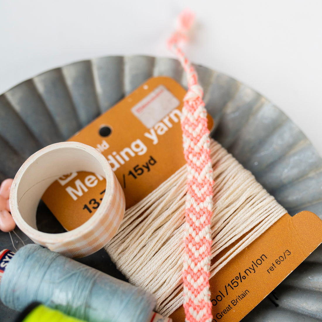 Heart Friendship Bracelet Pattern & Tutorial