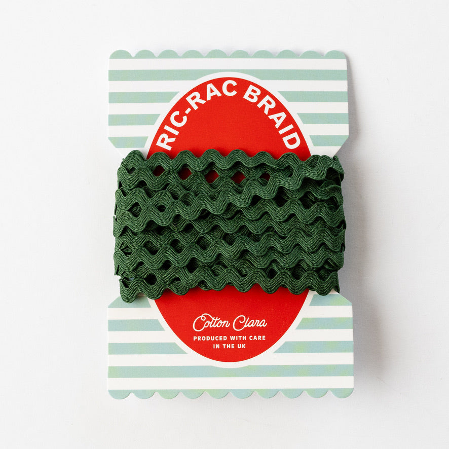 4 x Metres of Ric Rac Trimming on Colourful Bobbin