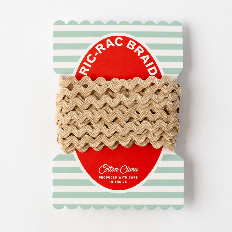 4 x Metres of Ric Rac Trimming on Colourful Bobbin