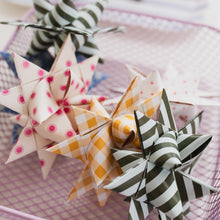 Load image into Gallery viewer, German Froebel Paper Stars Kit