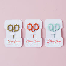 Load image into Gallery viewer, Mini Sunflower Embroidery Scissors