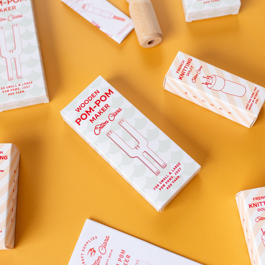 Wooden Pom Pom Maker
