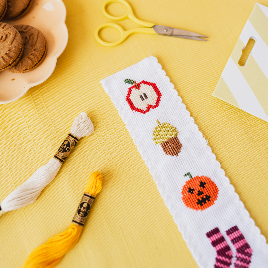 Autumn Bookmark PDF Pattern – Instant Download