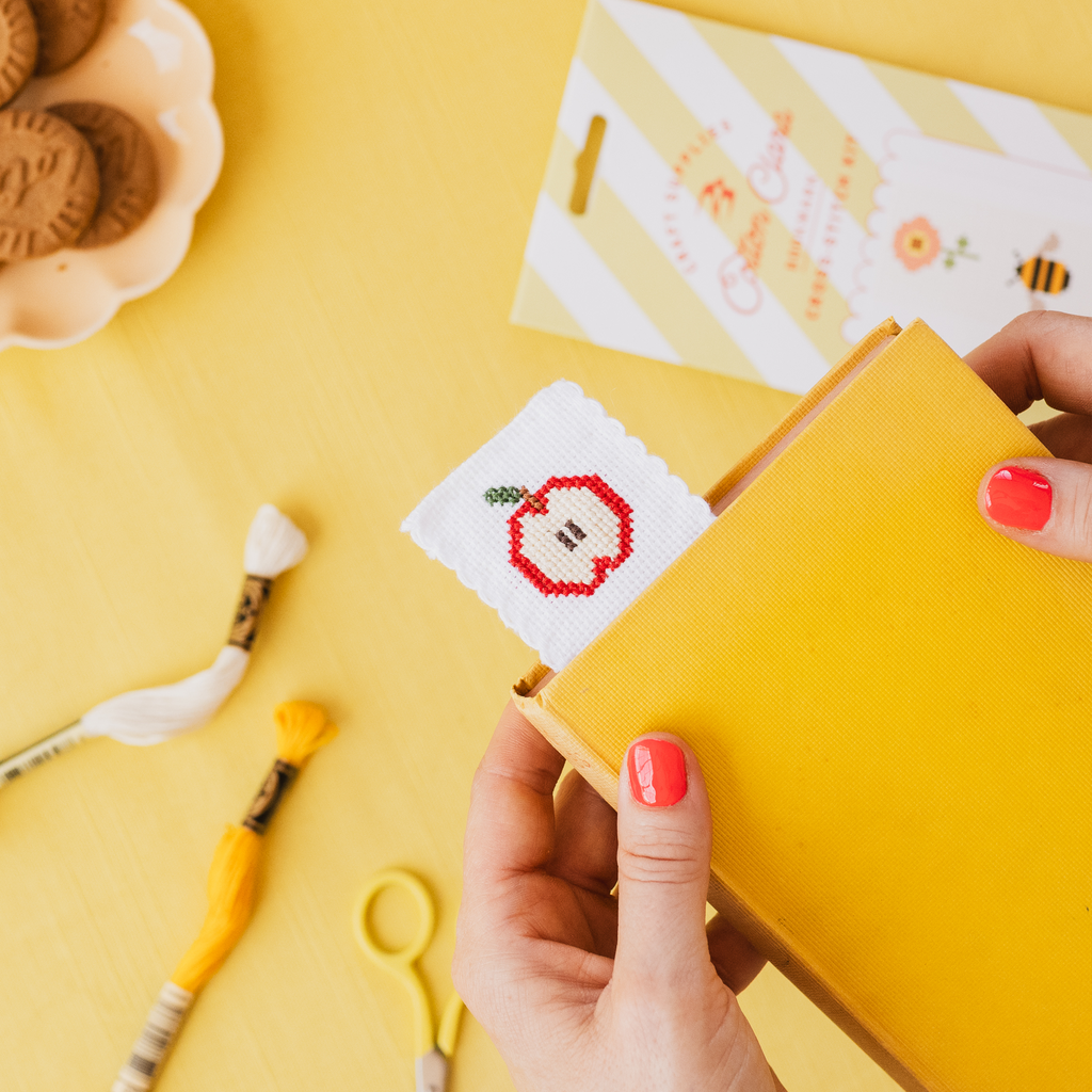 Autumn Bookmark PDF Pattern – Instant Download