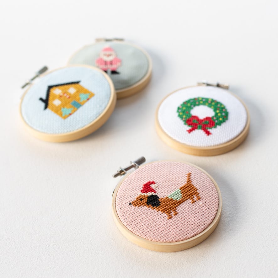 Cotton Clara Dachshund Mini Cross Stitch PDF Pattern – Instant Download