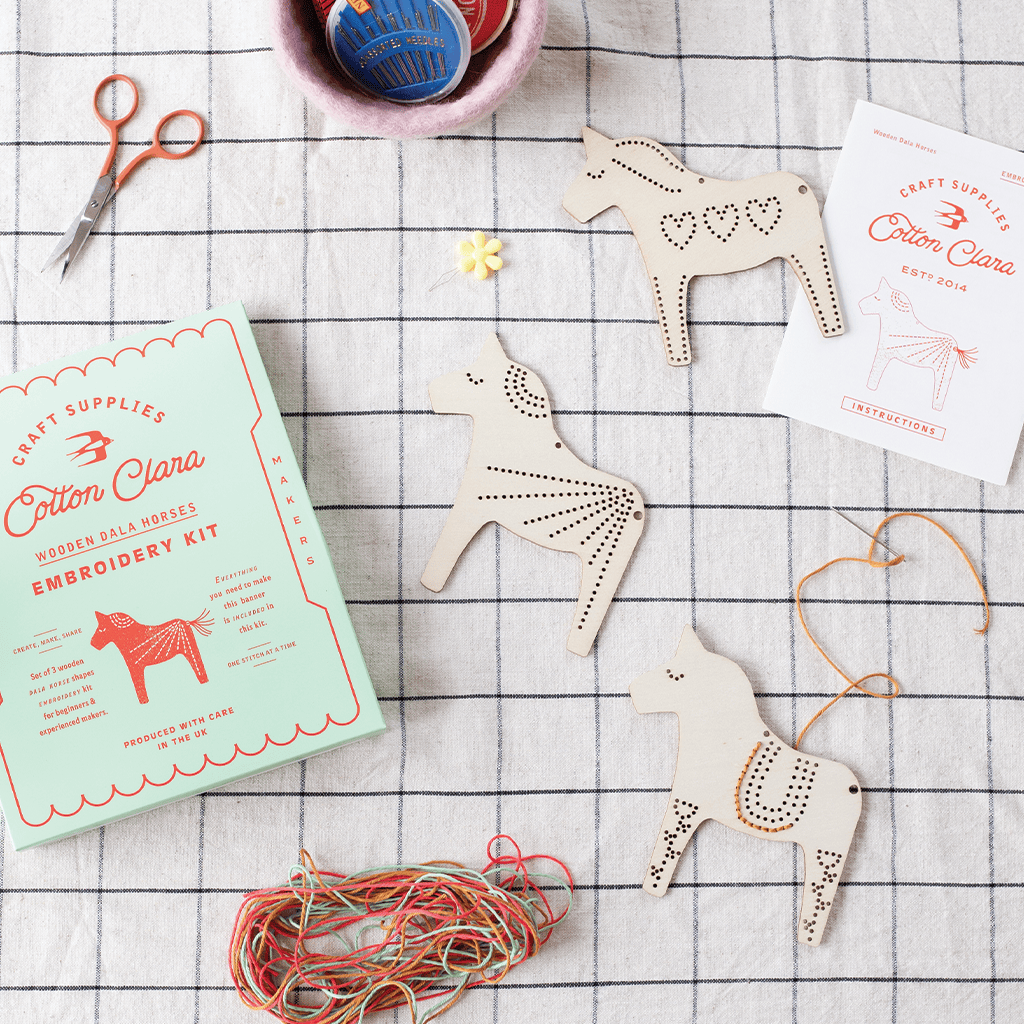 Cotton Clara Embroidery Kits Dala Horses Embroidery Board Kit