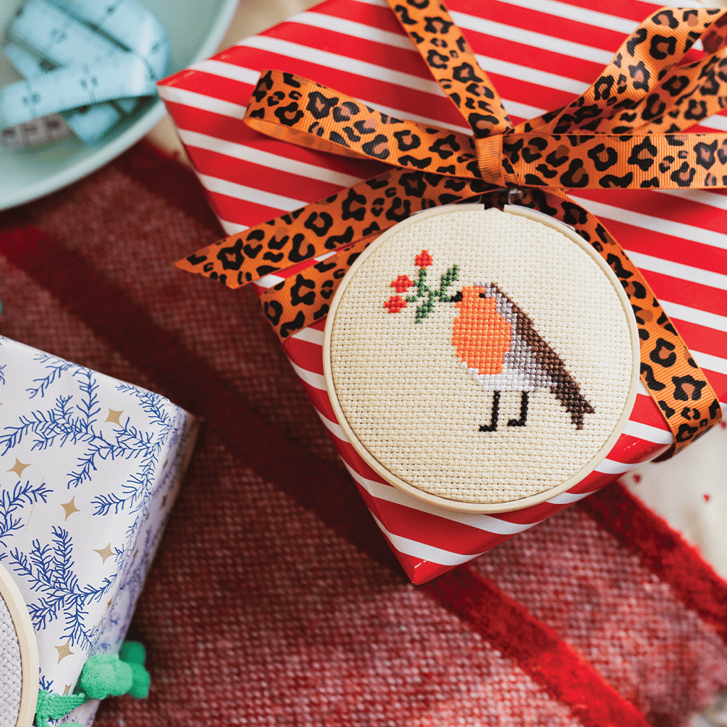Cotton Clara Robin & Berry Cross Stitch Kit
