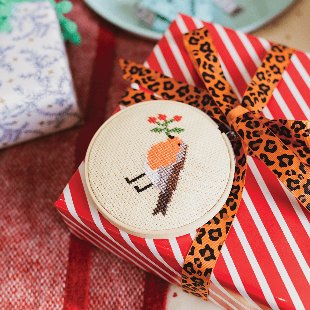 Cotton Clara Robin & Berry Cross Stitch Kit