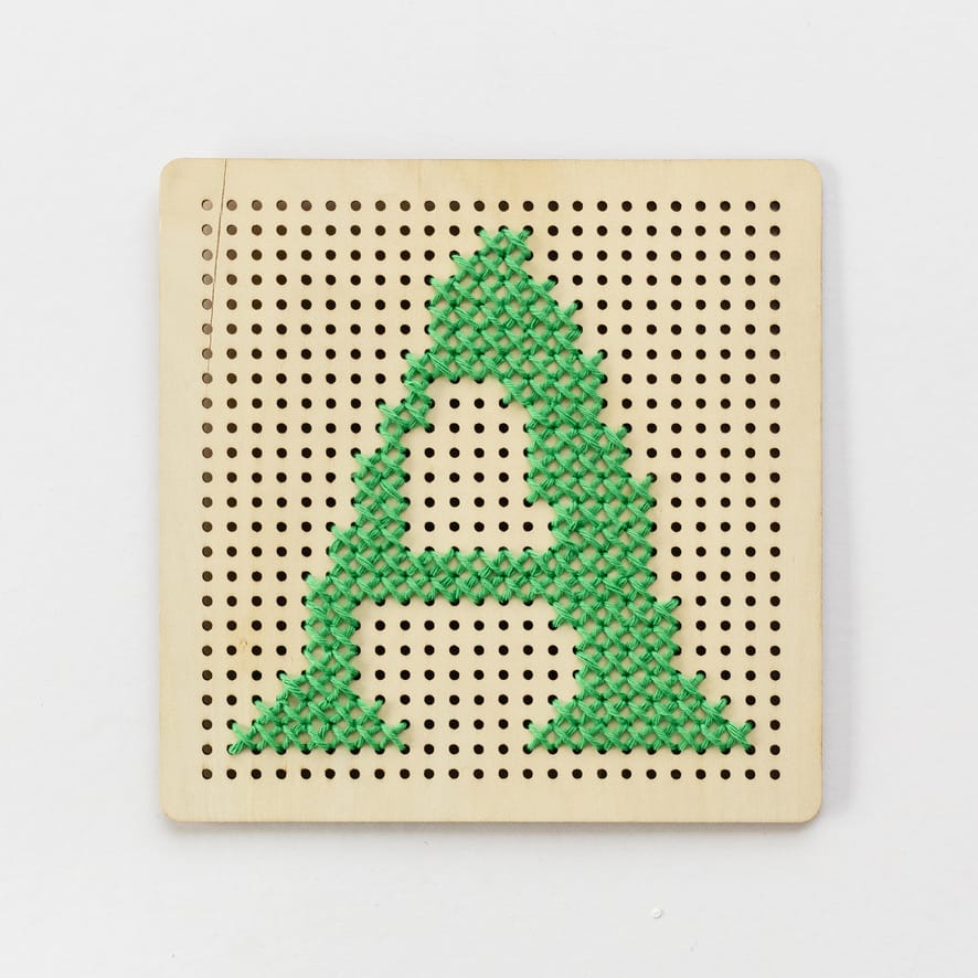 Cotton Clara Wooden Boards Pegboard Embroidery Board Kit