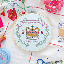 Load image into Gallery viewer, Platinum Jubilee 2022 Embroidery Hoop Kit