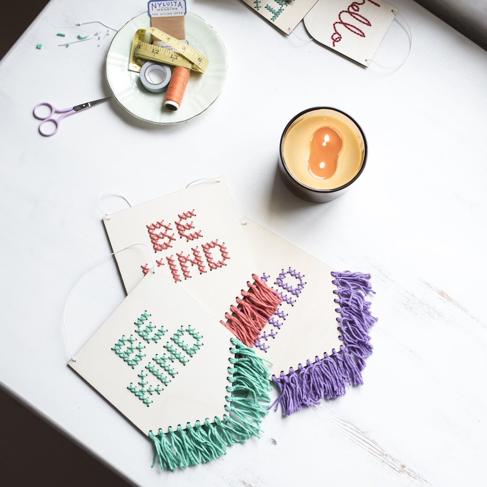 Be kind wooden embroidery kits