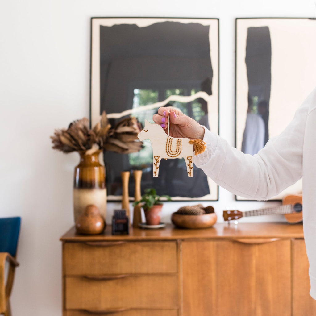 Dala Horse Wooden Embroidery Board Kit