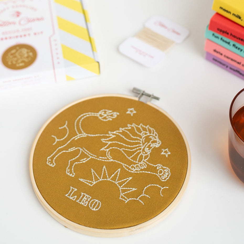 Leo Embroidery Hoop Kit