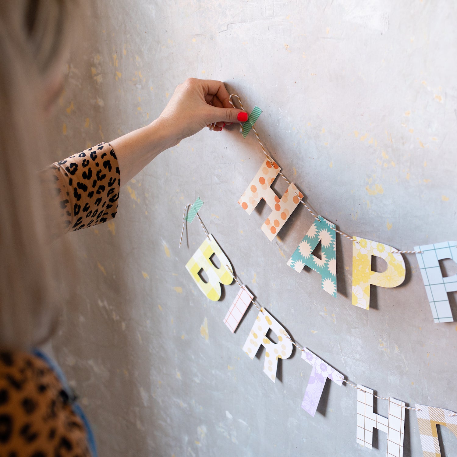 cut out garland postcard banner - happy birthday