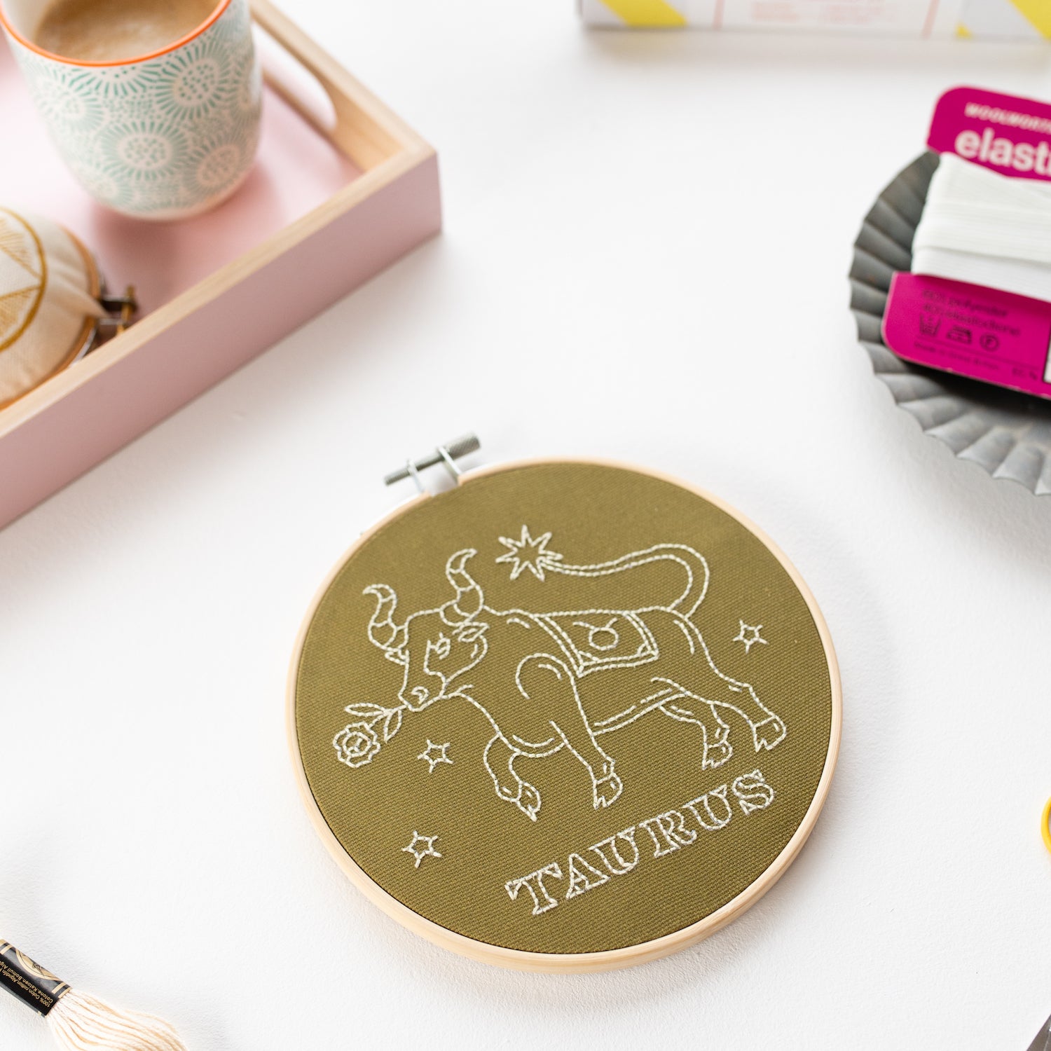 Taurus Embroidery Hoop Kit