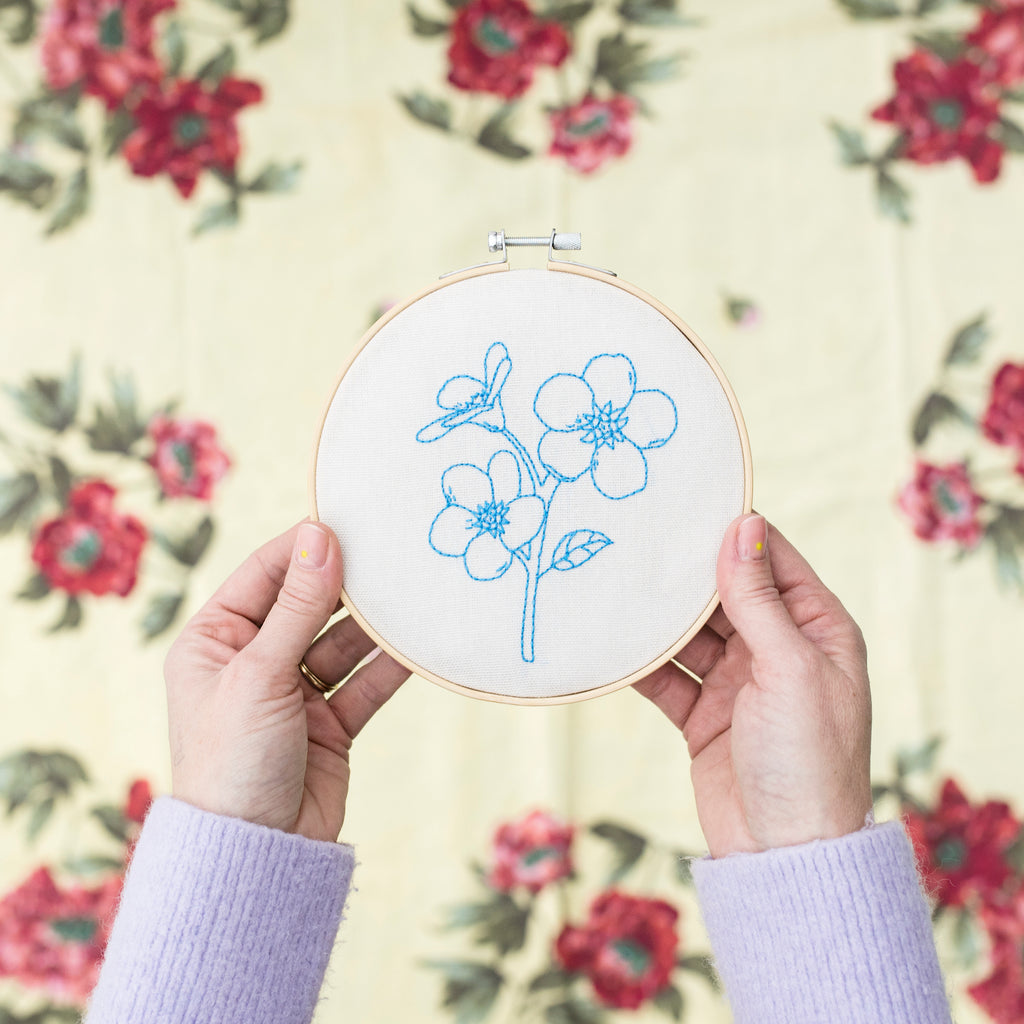 Forget Me Not Embroidery Hoop Kit