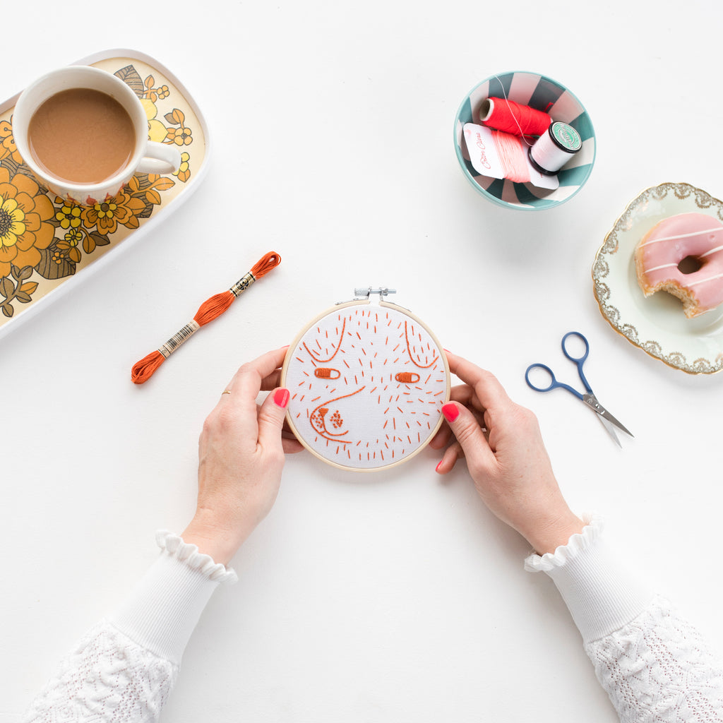 Donna Wilson Scamp The Dog Hoop Embroidery Kit