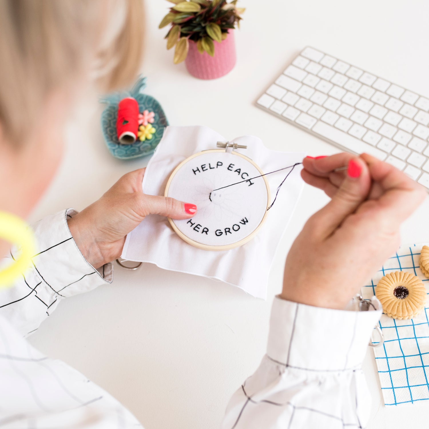 Help Each Other Grow Embroidery Hoop Kit