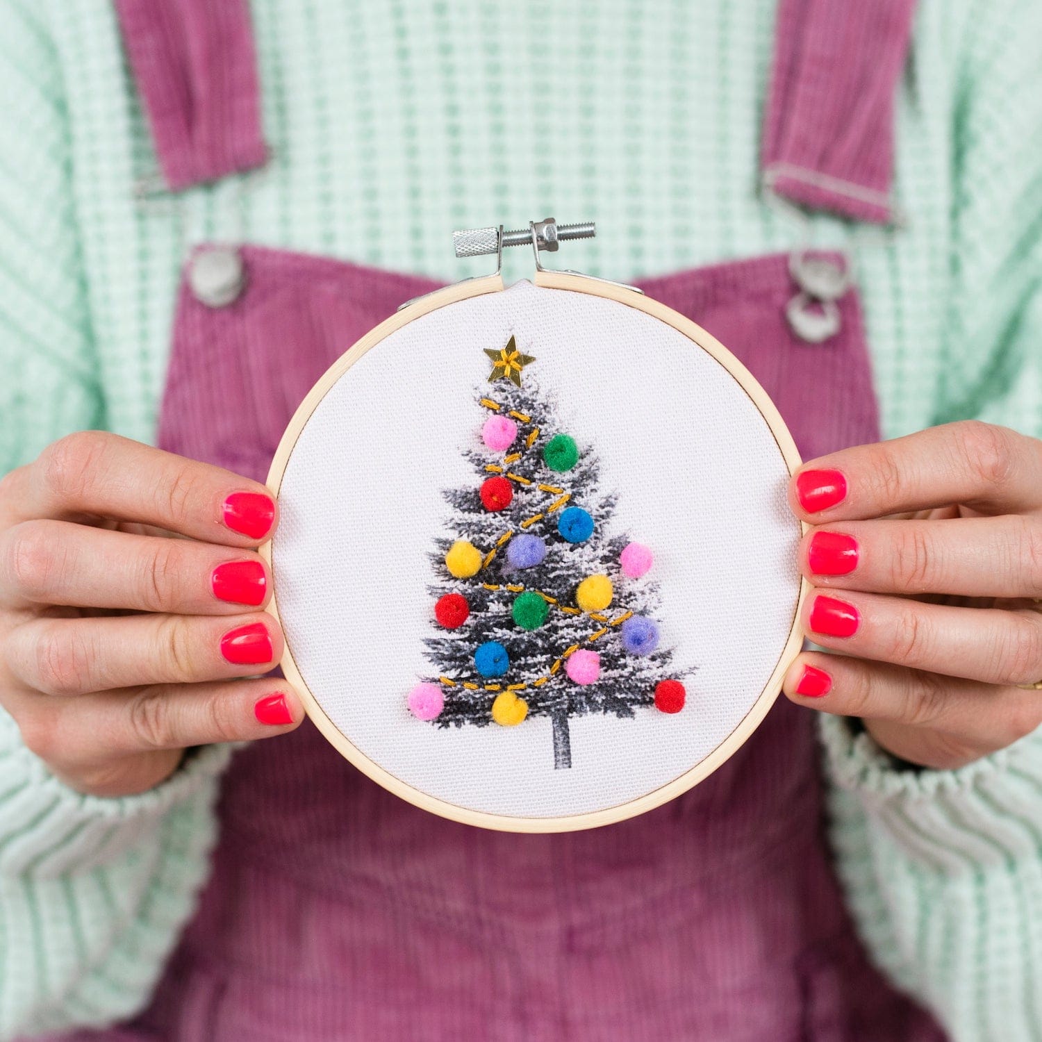 Cotton Clara Embroidery Kits Christmas Tree Embroidery Hoop Kit