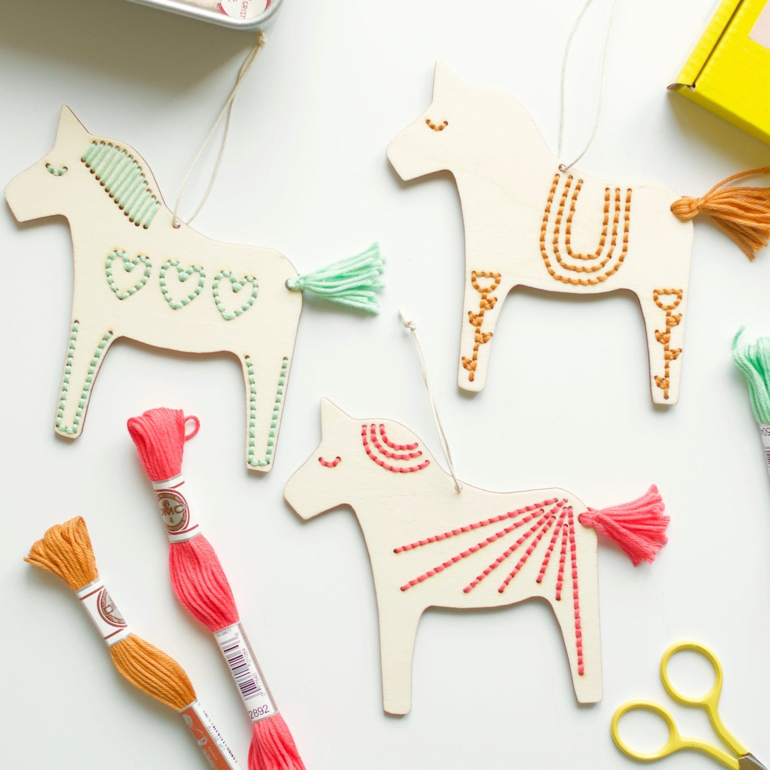 Cotton Clara Embroidery Kits Dala Horses Embroidery Board Kit