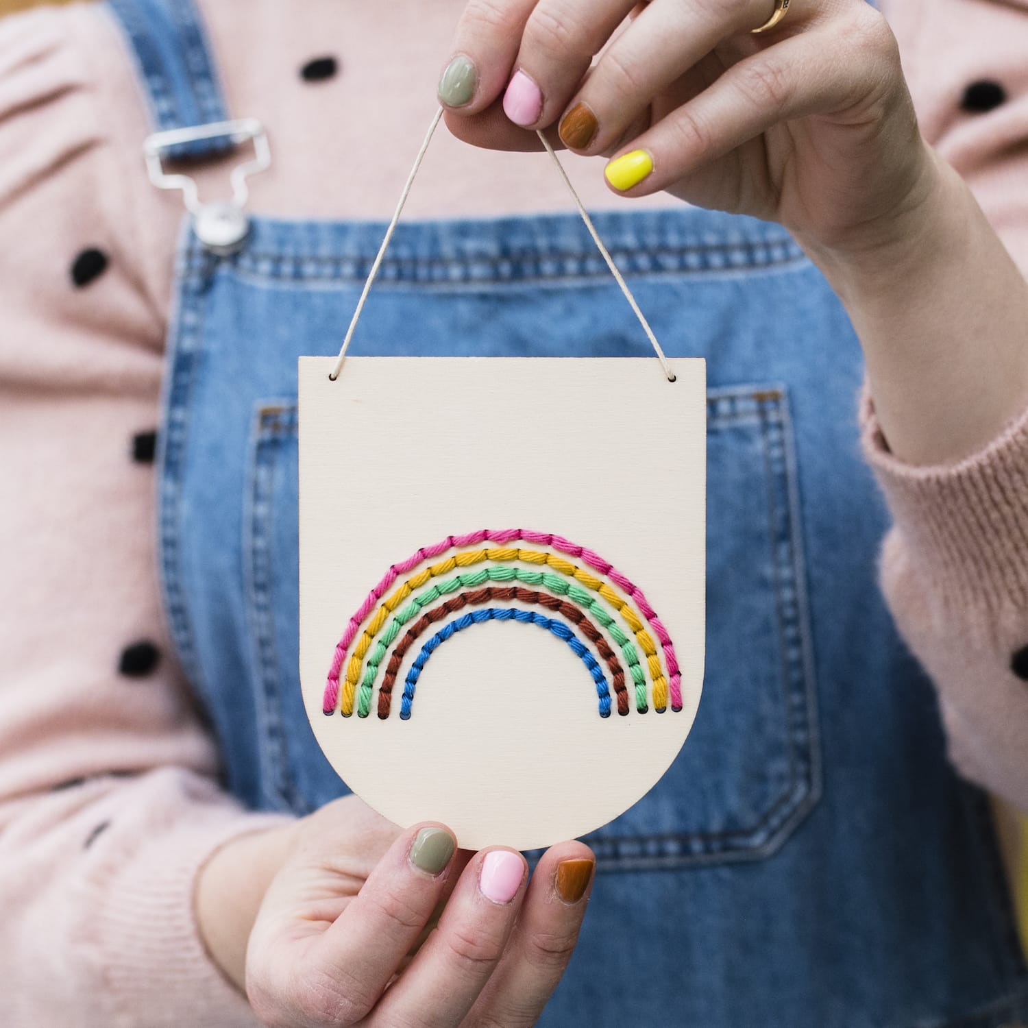 Cotton Clara Wooden Boards Rainbow Embroidery Board Kit