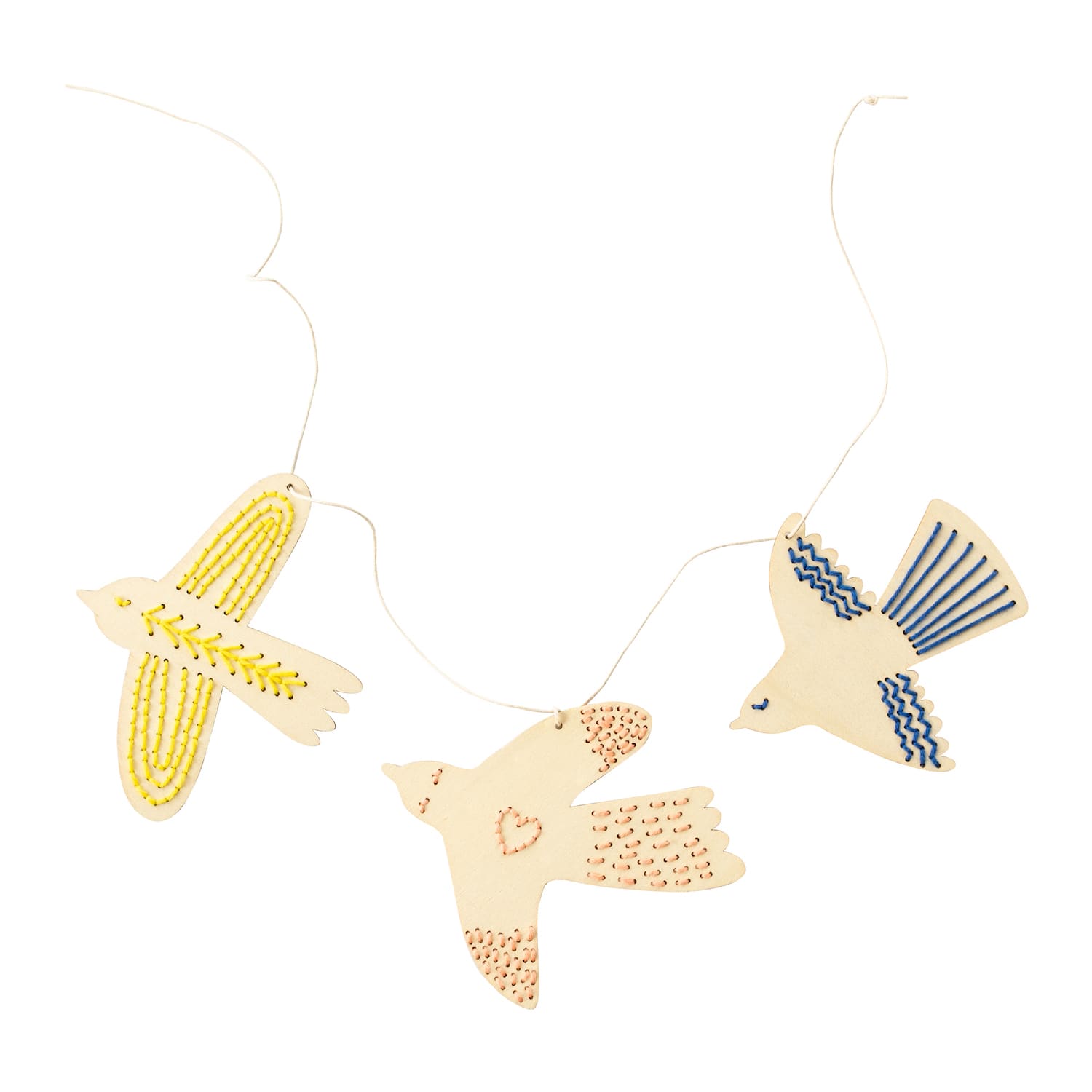 Cotton Clara Wooden Boards Wooden Bird Embroidery Kit – Beginner-Friendly DIY Garland or Hanging Decorations