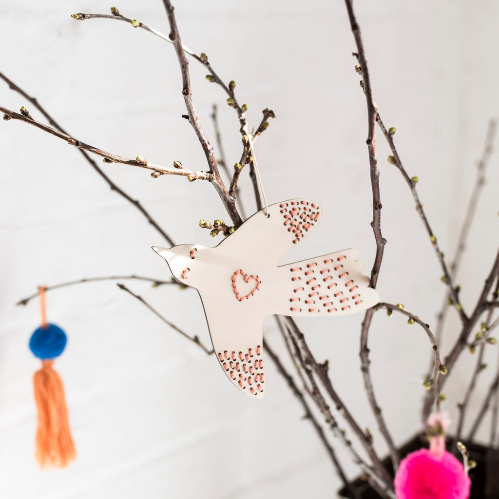 Cotton Clara Wooden Boards Wooden Bird Embroidery Kit – Beginner-Friendly DIY Garland or Hanging Decorations